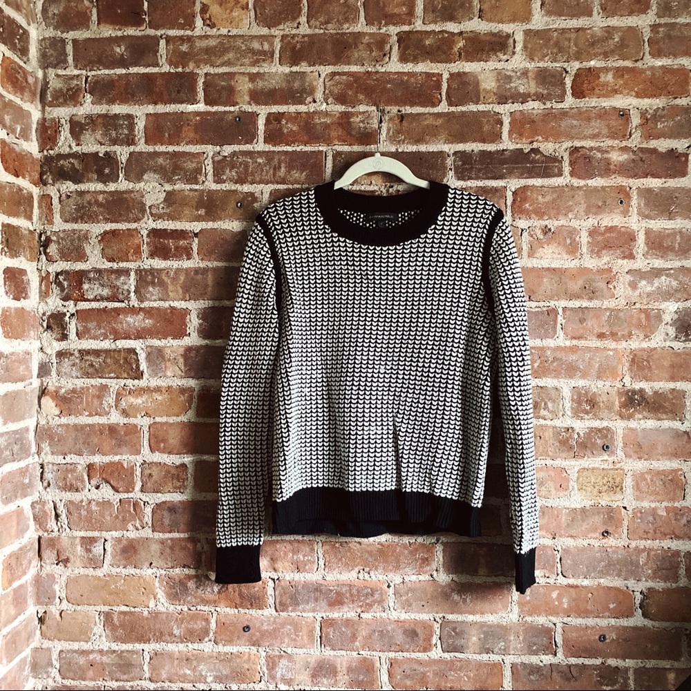 Banana Republic Black & White Sweater